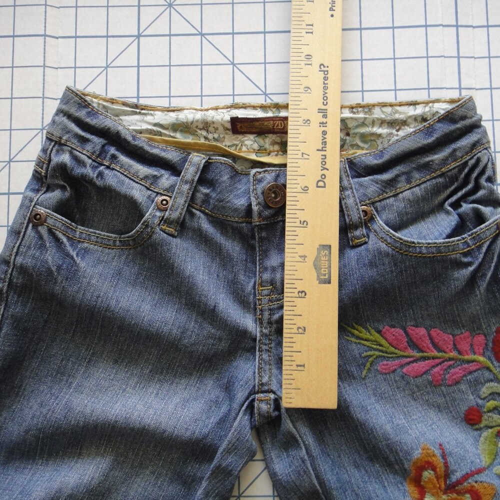 Zana Di Jeans Embroidered Flowers Butterfly Low Rise sz 1 Junior 26x32 Blue - Picture 10 of 15